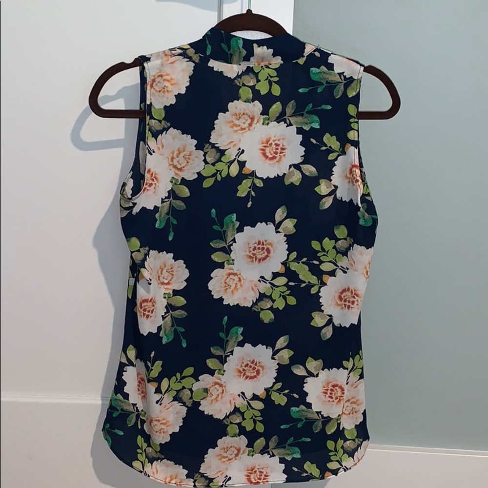 Rose & Olive High/Low Top - Picture 4 of 4